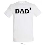 Dad na kub bila majica
